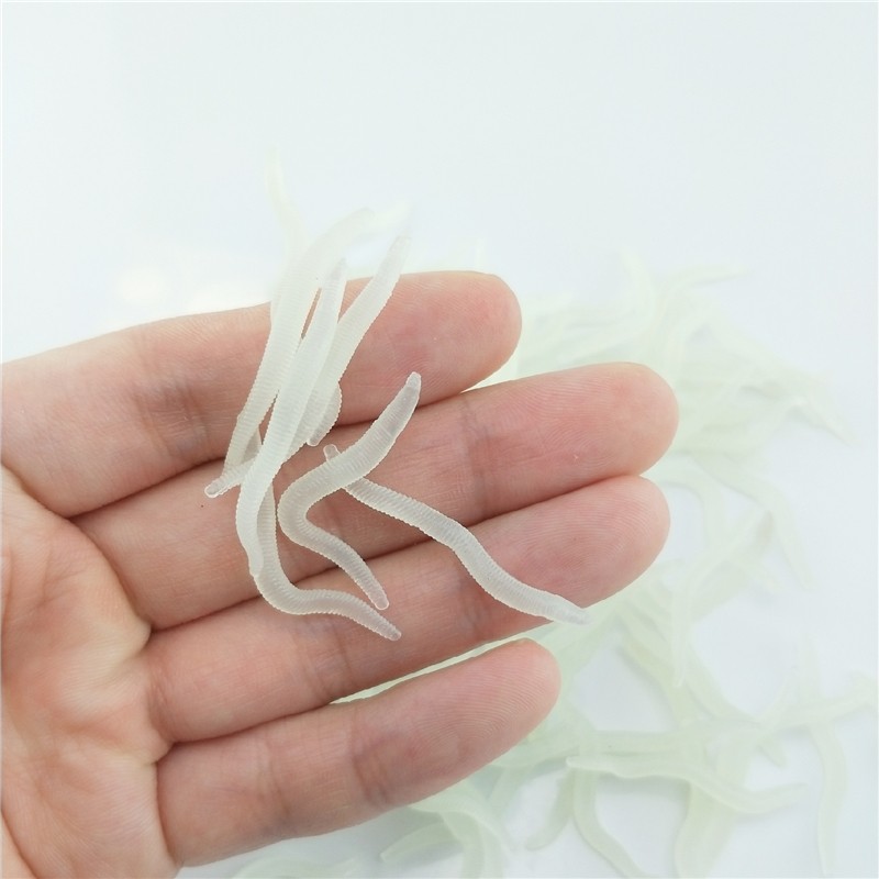 60pcs 4cm Fishing Silicone Lum - Aglaonema Red 리뷰 및 가격